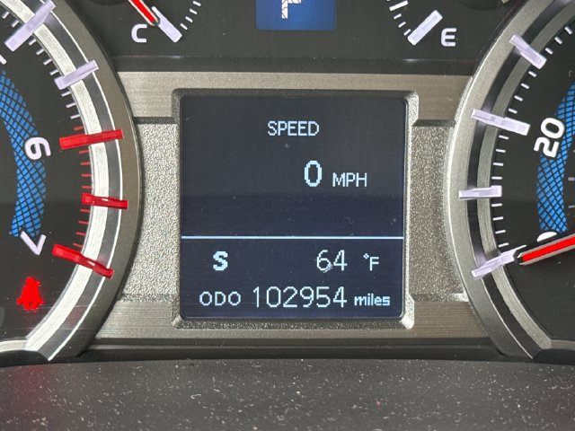 Used 2018 Toyota 4Runner TRD Off-Road AWD/4WD image 23