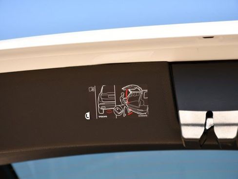 New 2026 Volvo XC90 B6 Ultra w/ Protection Package Premier AWD/4WD image 29