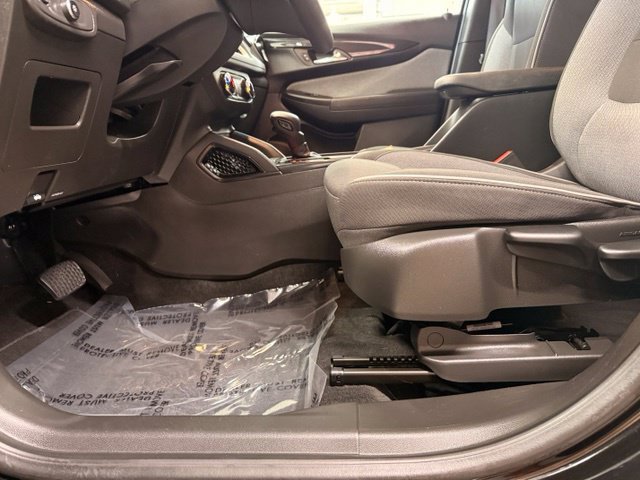 Used 2024 Chevrolet TrailBlazer LS w/ LS Convenience Package FWD image 8