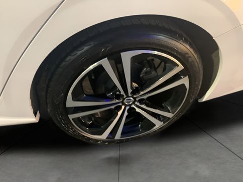 Used 2022 Nissan Sentra SR w/ Electronics Package image 19