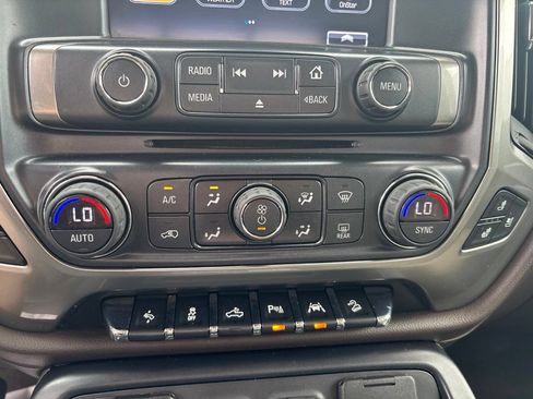 Used 2018 Chevrolet Silverado 1500 LTZ Z71 w/ LTZ Plus Package AWD/4WD image 26
