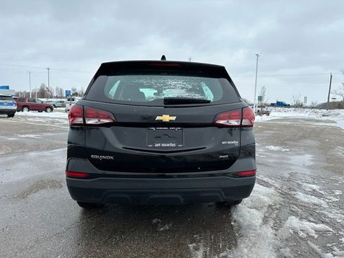 Certified 2024 Chevrolet Equinox LS w/ Driver Confidence II Package image 21