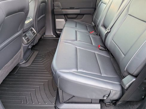 New 2025 Ford F150 Lariat w/ Equipment Group 501A Mid image 33