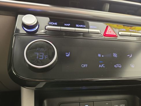 Used 2025 Hyundai Tucson SEL AWD/4WD image 25