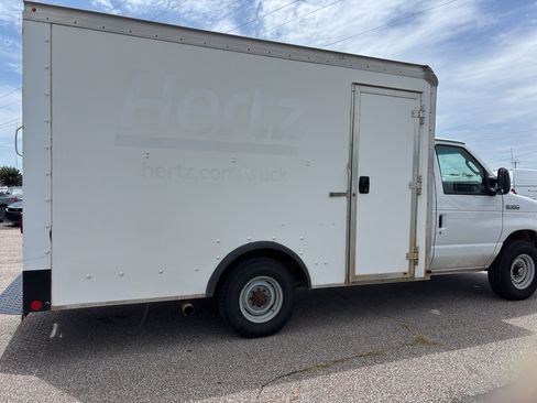 Used 2022 Ford E-350 and Econoline 350 Super Duty w/ Power Windows & Locks Group RWD image 2
