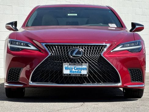 Used 2022 Lexus LS 500 w/ Interior Upgrade Package RWD image 11