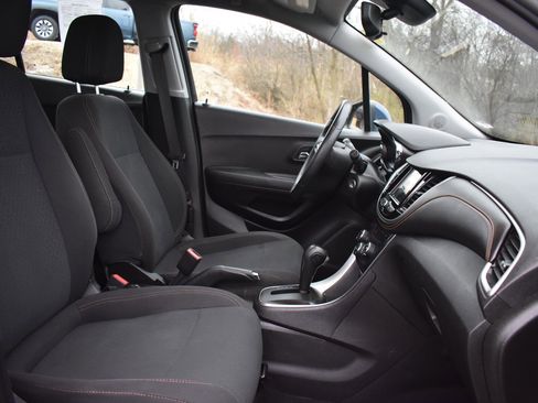 Certified 2018 Chevrolet Trax LS image 12