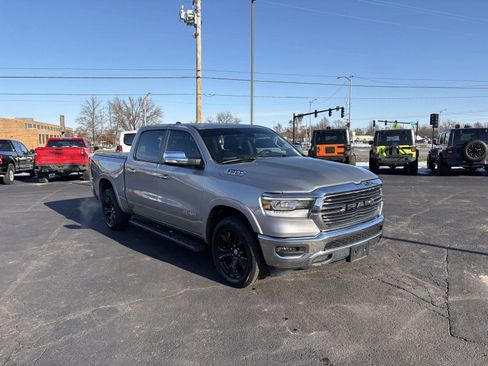 Used 2019 RAM 1500 Laramie image 2