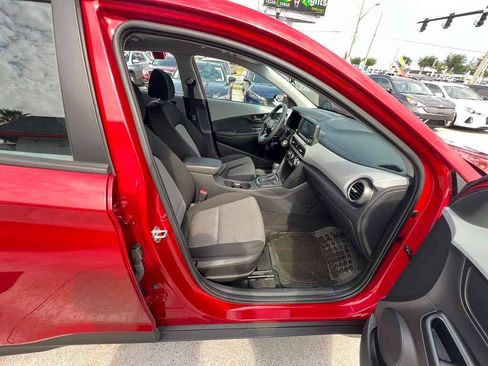 Used 2021 Hyundai Kona SE FWD image 13