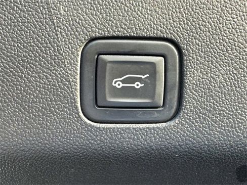 Used 2021 Cadillac Escalade Sport w/ Driver Assist Tech Package image 12