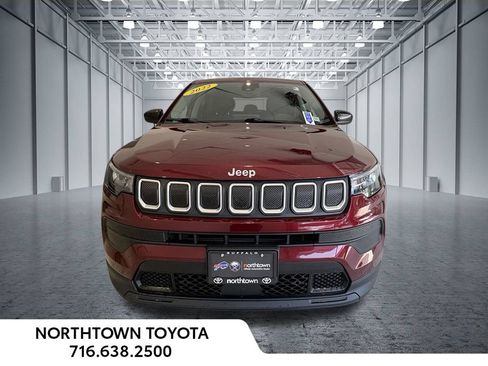 Used 2022 Jeep Compass Sport AWD/4WD image 5