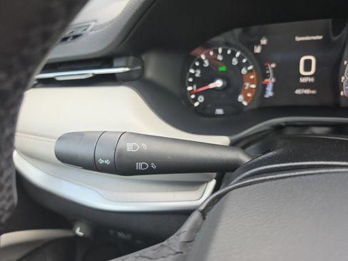 Used 2025 Jeep Compass Limited AWD/4WD image 23