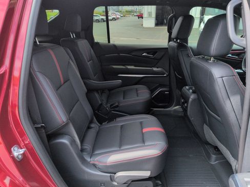 Certified 2024 Chevrolet Traverse RS AWD/4WD image 28