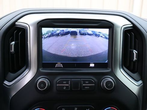 Used 2021 Chevrolet Silverado 1500 LT Trail Boss AWD/4WD image 20