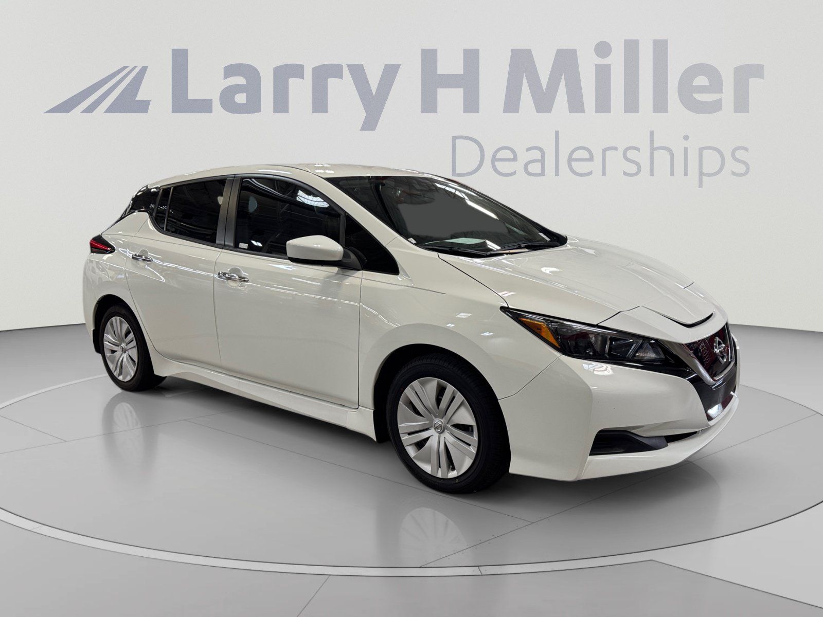 Used 2022 Nissan Leaf S FWD image 7