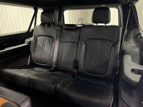 Used 2024 Jeep Grand Wagoneer L Series III image 30