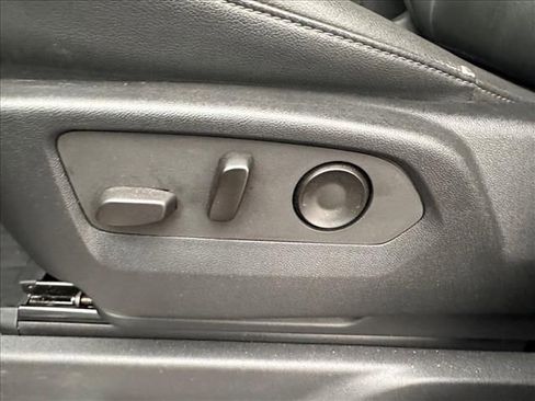 Used 2022 GMC Sierra 1500 Elevation w/ Elevation Premium Package image 21