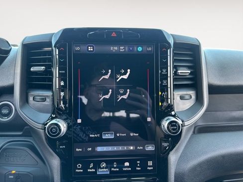 New 2026 RAM 2500 Tradesman AWD/4WD image 33