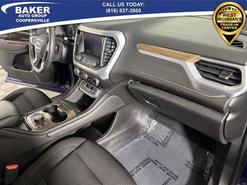 Certified 2023 GMC Acadia SLE w/ Driver Convenience Package image 28