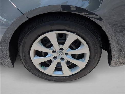 Used 2025 Toyota Corolla LE w/ Convenience Package FWD image 25