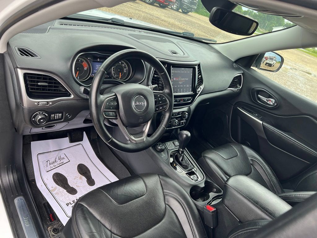 Used 2020 Jeep Cherokee Limited w/ Technology Group AWD/4WD image 24