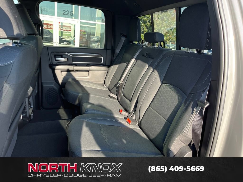 New 2027 RAM 3500 Big Horn AWD/4WD image 16