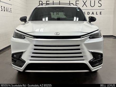Used 2025 Lexus TX 500h AWD w/ Technology Package image 7