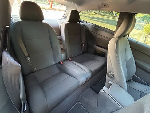 Used 2009 Volvo C30 FWD image 37