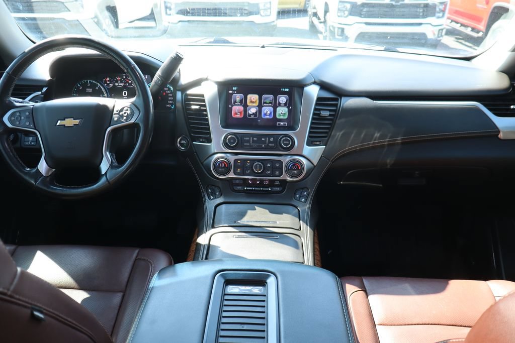 Used 2020 Chevrolet Suburban Premier w/ Premier Plus Edition AWD/4WD image 23