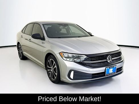 Used 2023 Volkswagen Jetta Sport FWD image 1