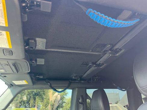 Used 2024 Ford Bronco Wildtrak AWD/4WD image 10