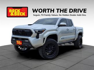 Used 2024 Toyota Tacoma TRD Sport video 1