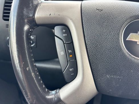 Used 2009 Chevrolet Silverado 1500 LT AWD/4WD image 20