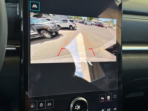 New 2027 GMC Terrain Elevation w/ Elevation Premium Package FWD image 22