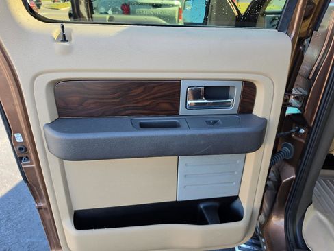 Used 2012 Ford F150 Lariat w/ Lariat Chrome Pkg RWD image 16