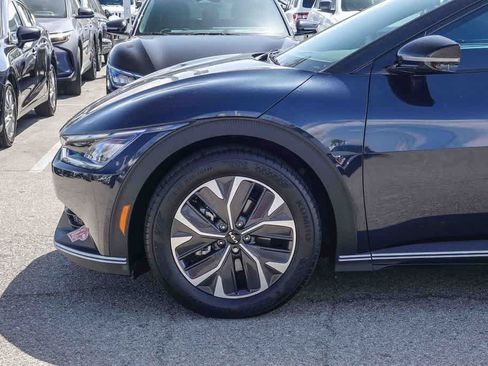 Certified 2024 Kia EV6 Light AWD/4WD image 9