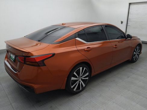 Used 2021 Nissan Altima 2.5 SR w/ SR Premium Package FWD image 10