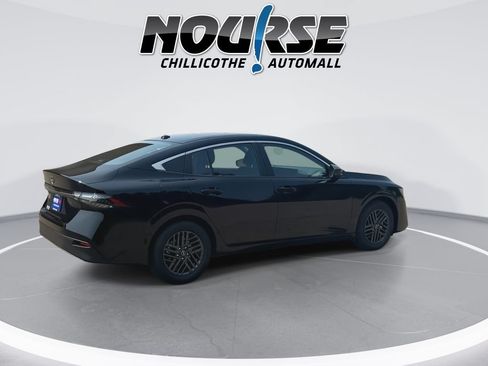 New 2026 Nissan Sentra SV w/ SV Convenience Package FWD image 8