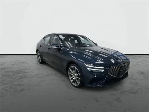 Used 2024 Genesis G70 2.5T image 6