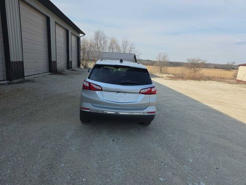 Used 2019 Chevrolet Equinox LT FWD image 6