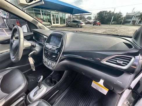 Used 2021 Chevrolet Spark ACTIV image 27