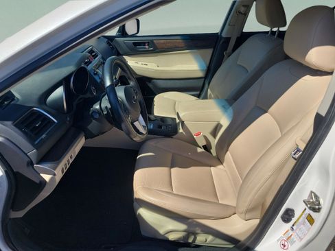 Used 2017 Subaru Outback 2.5i Limited image 12