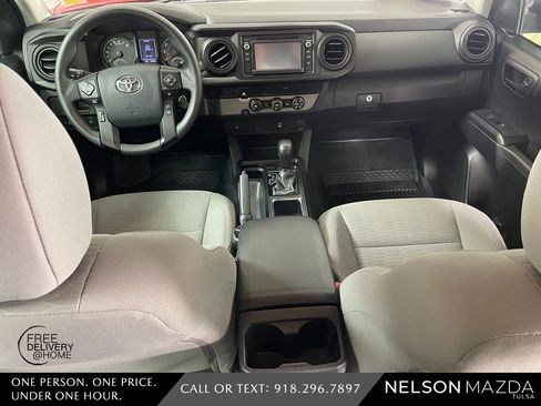 Used 2019 Toyota Tacoma SR image 41