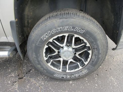 Used 2008 Chevrolet Silverado 2500 LTZ w/ Safety Package image 9