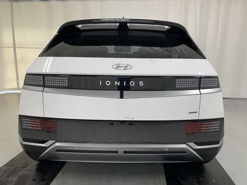 Used 2024 Hyundai Ioniq 5 SEL AWD/4WD image 21