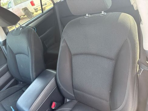 Used 2019 Subaru Outback 2.5i Premium AWD/4WD image 14