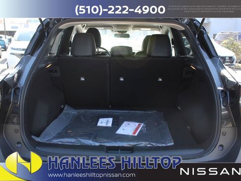 New 2026 Nissan Kicks SR image 10