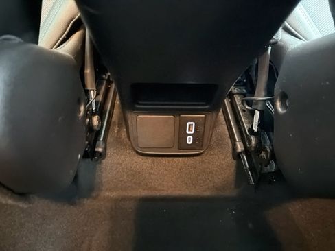 Used 2024 Buick Encore GX Sport Touring FWD image 25