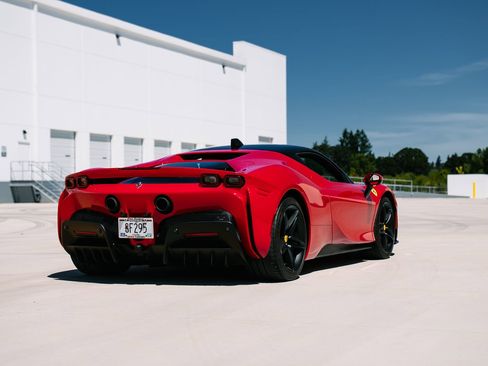 Used 2022 Ferrari SF90 Stradale AWD/4WD image 3