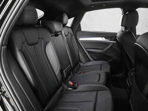 Certified 2025 Audi Q5 2.0T Premium Plus w/ Premium Plus Package image 21